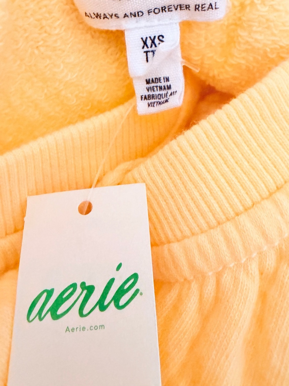 Aerie Butter Sweatshirt NWT - Picture 3 of 4